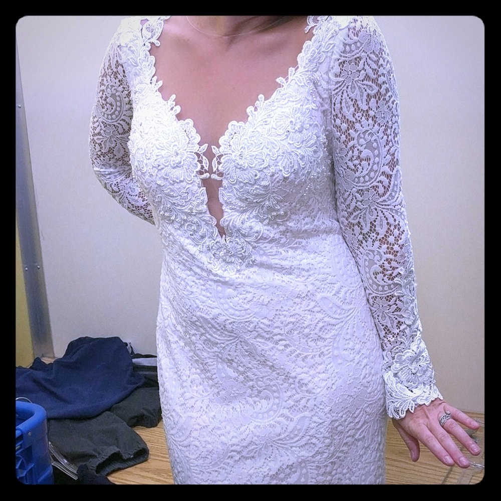 Wedding dress